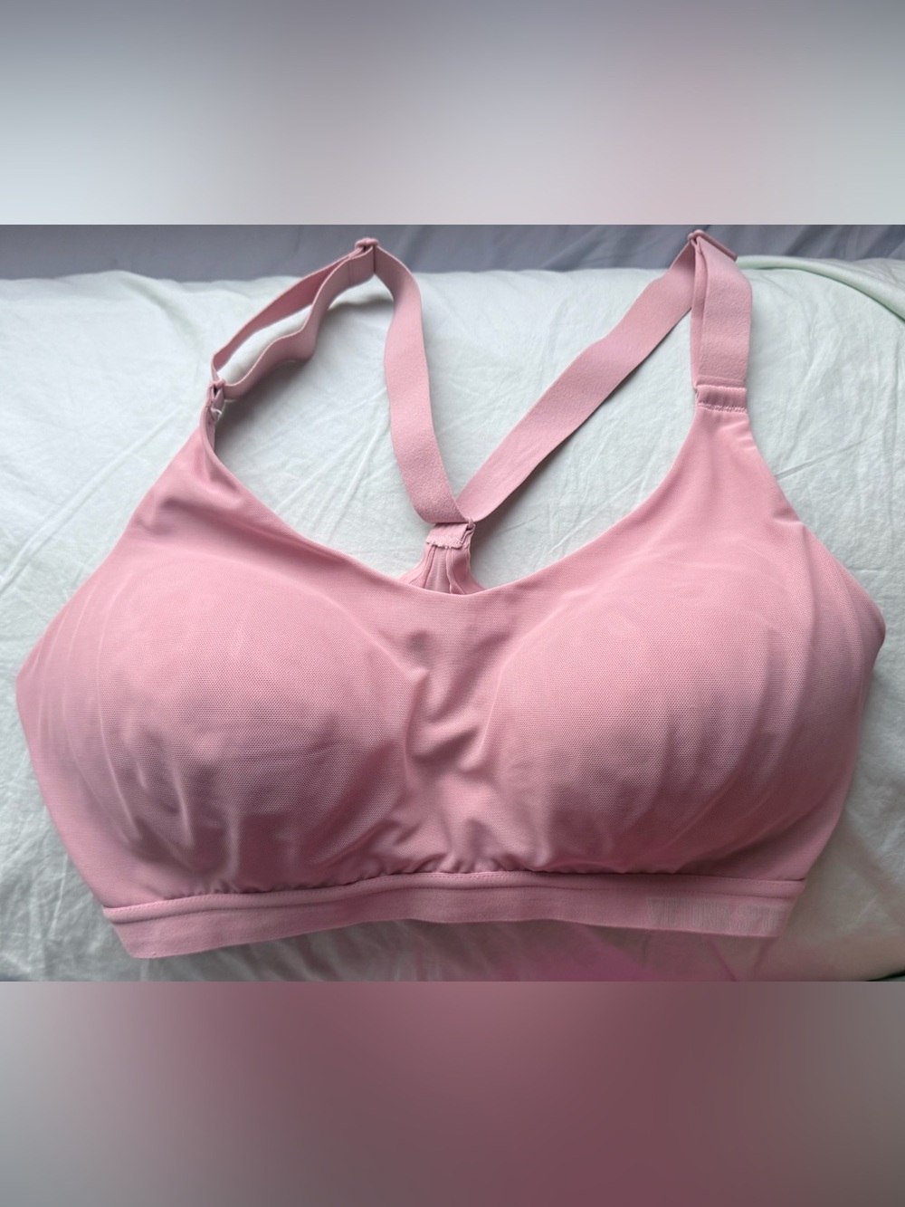 VICTORIA SPORT Lightweight Sports Bra 36D